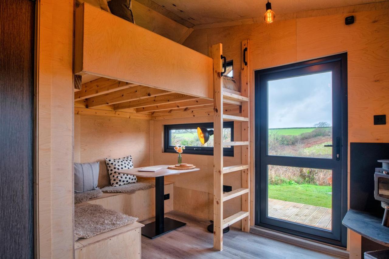 Luxury Glamping Cabin With Outdoor Bath On Cornish Flower Farm Truro Luaran gambar