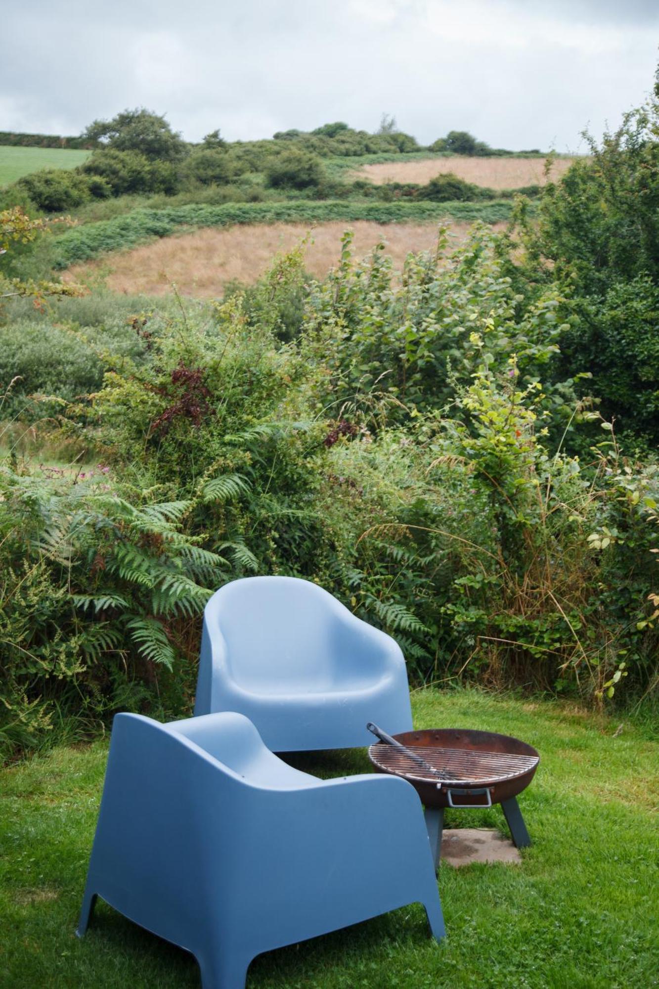 Luxury Glamping Cabin With Outdoor Bath On Cornish Flower Farm Truro Luaran gambar