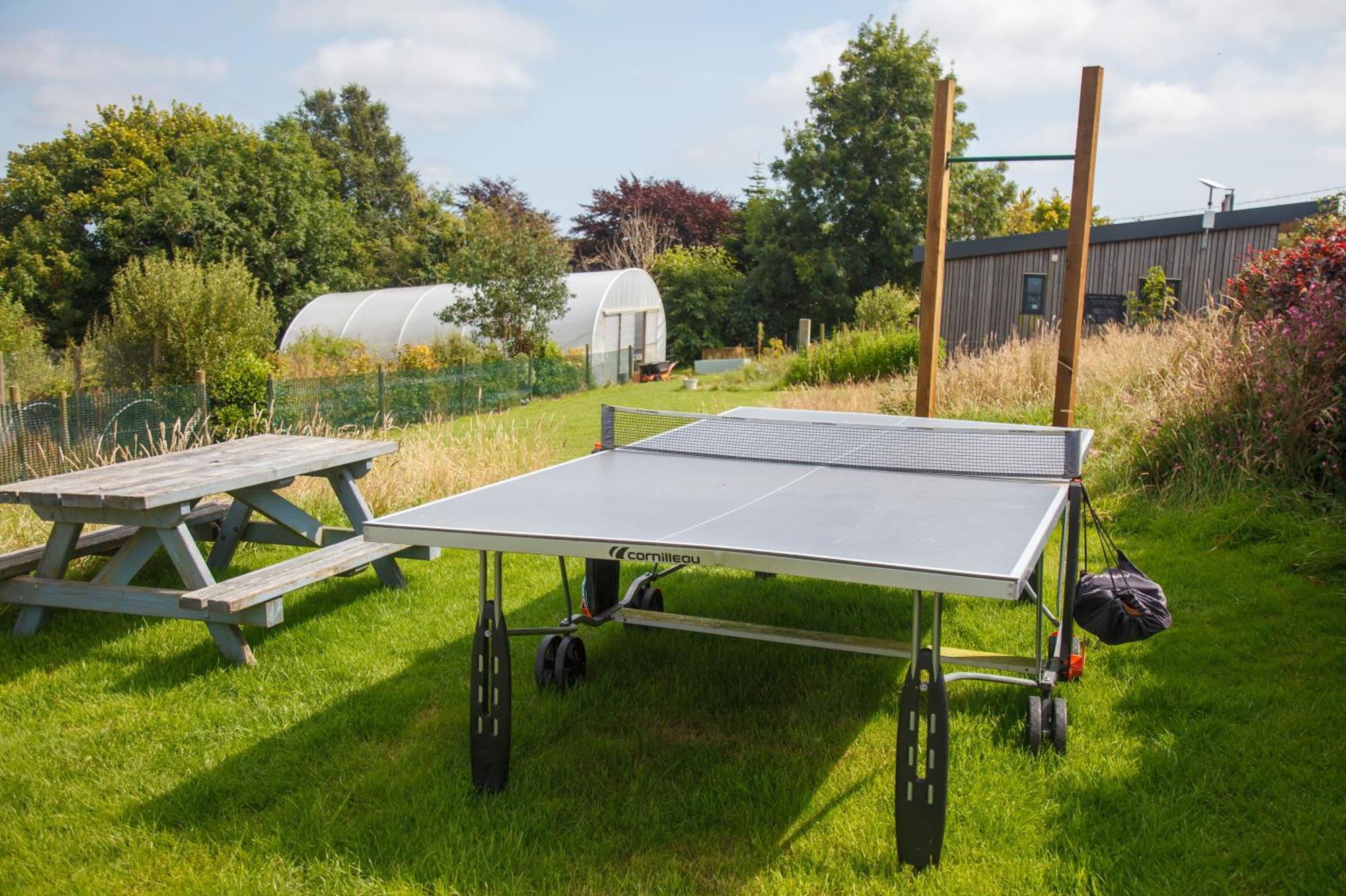 Luxury Glamping Cabin With Outdoor Bath On Cornish Flower Farm Truro Luaran gambar